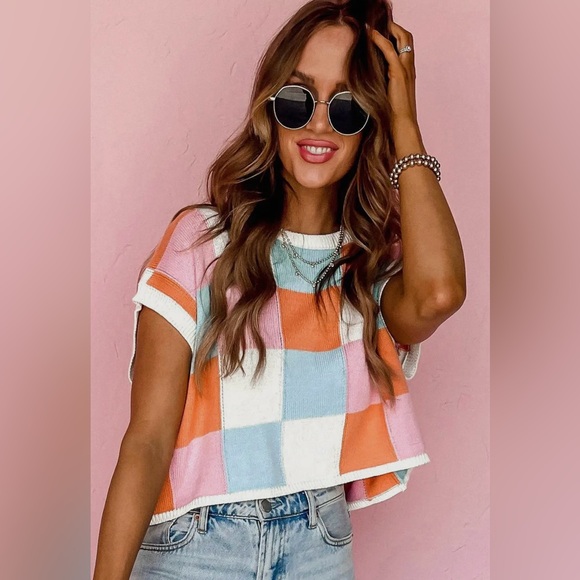 Sweater / ColorBlock Lightweight Sleeveless Knit Sweater - Picture 3 of 9